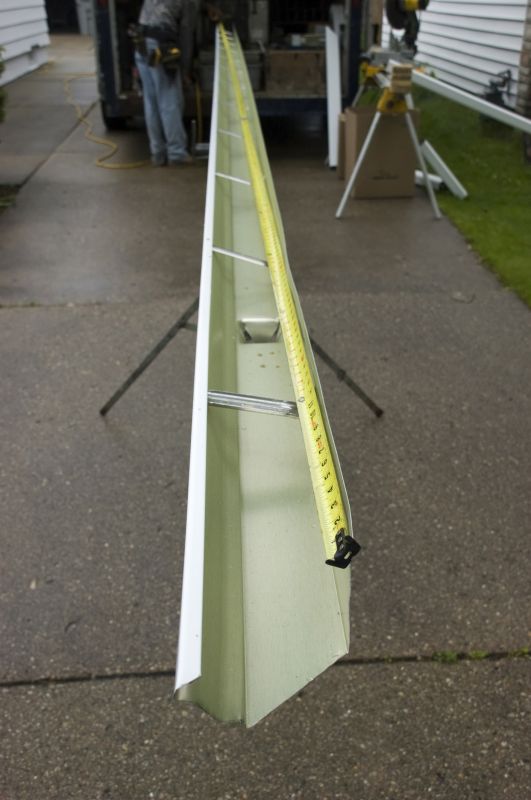 Gutter Clog Removal in Sacramento, CA